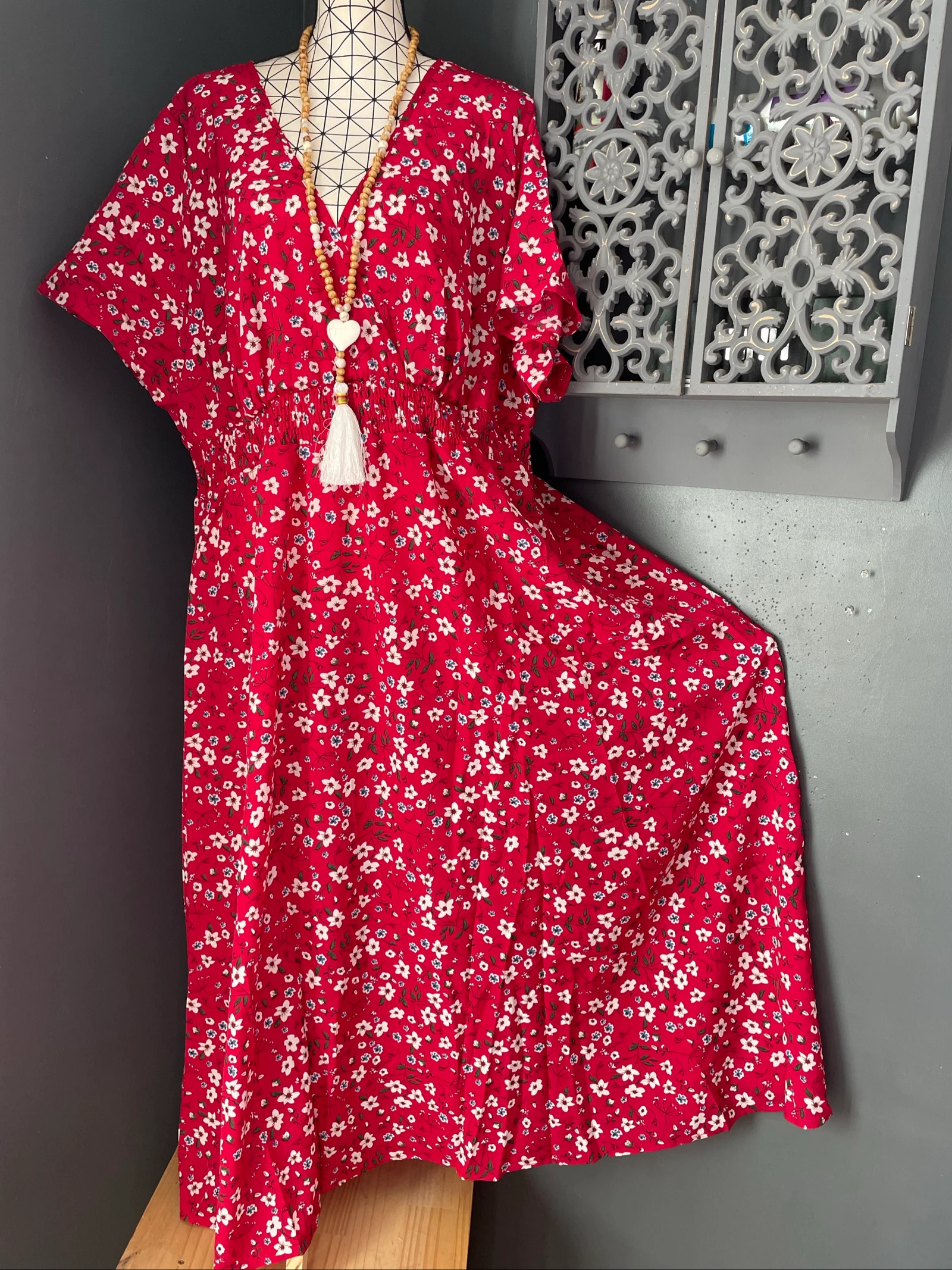 💖 robe longue rouge fleurie grande taille 54 fluide bohème manches volantées été 💖 – photo 2